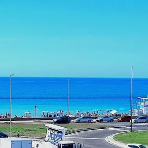 https://al-curvone-beach.it-romehotels.com